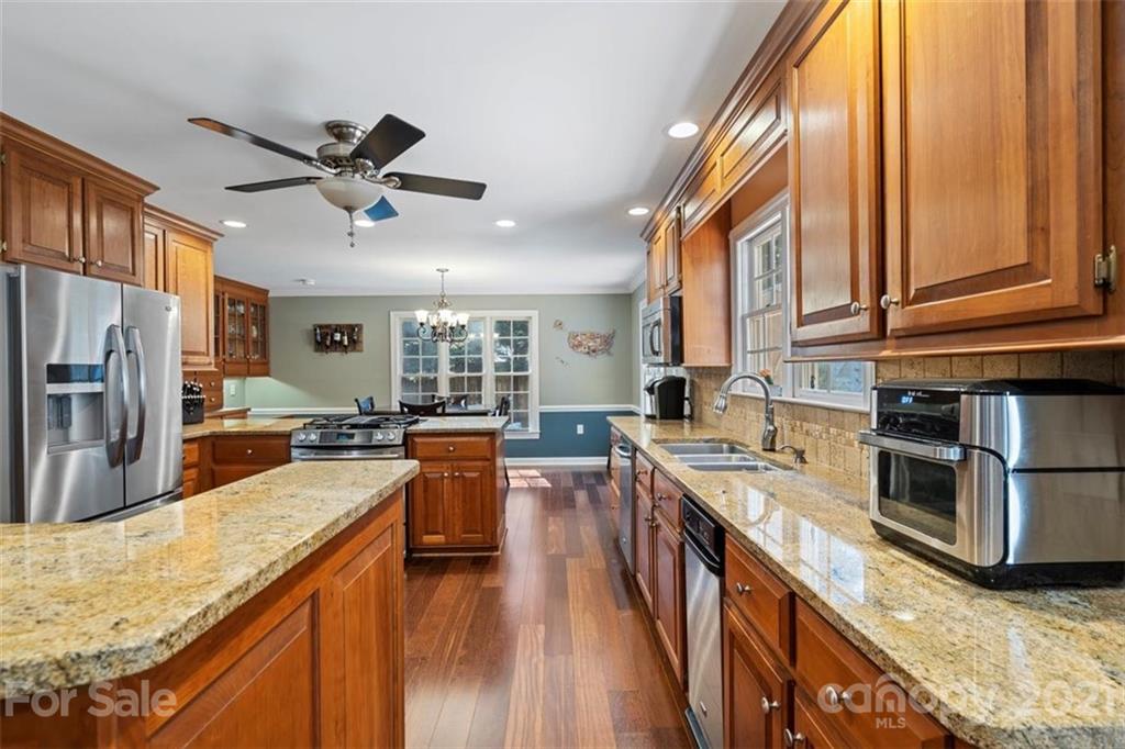 1915 Hempstead Road Rock Hill, SC 29732 - Photo 14 of 48 Gallery Image 14