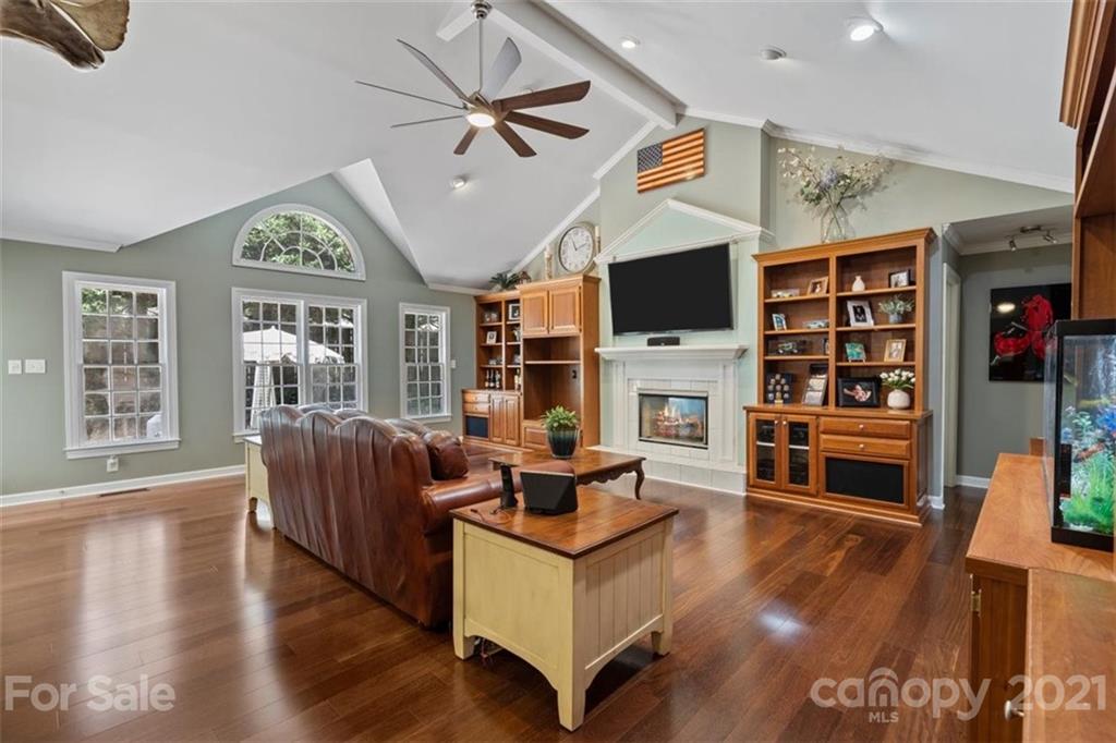 1915 Hempstead Road Rock Hill, SC 29732 - Photo 9 of 48 Gallery Image 9