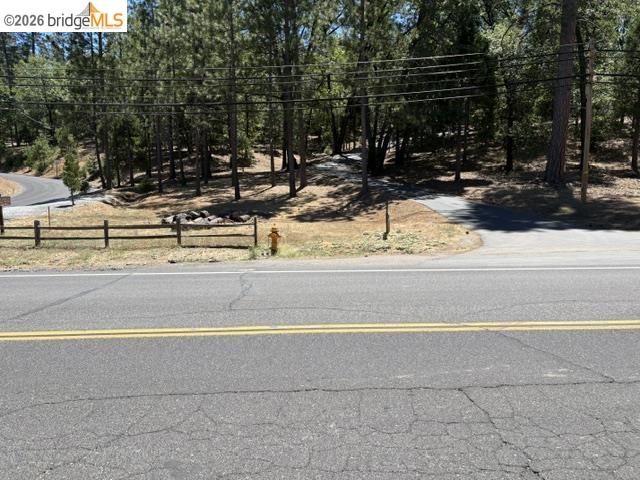 18985 Ferretti Road Groveland, CA 95321 - Photo 1 of 4 Gallery Image 1