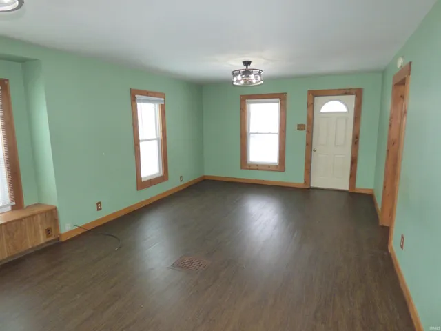 $159,900 | 1159 East McClurg Street, Frankfort, IN 46041
