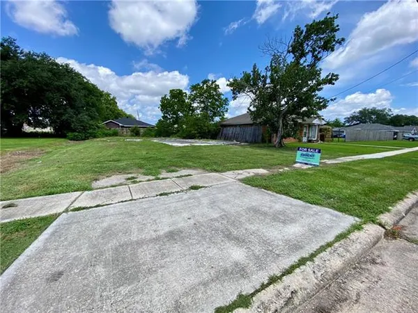 $45,000 | 2120 Aycock Street, Arabi, LA 70032