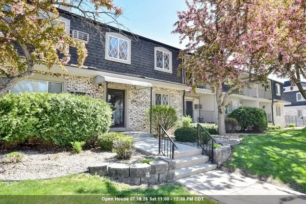 $150,000 | 121 West North Street, Unit 27, Waukesha, WI 53188