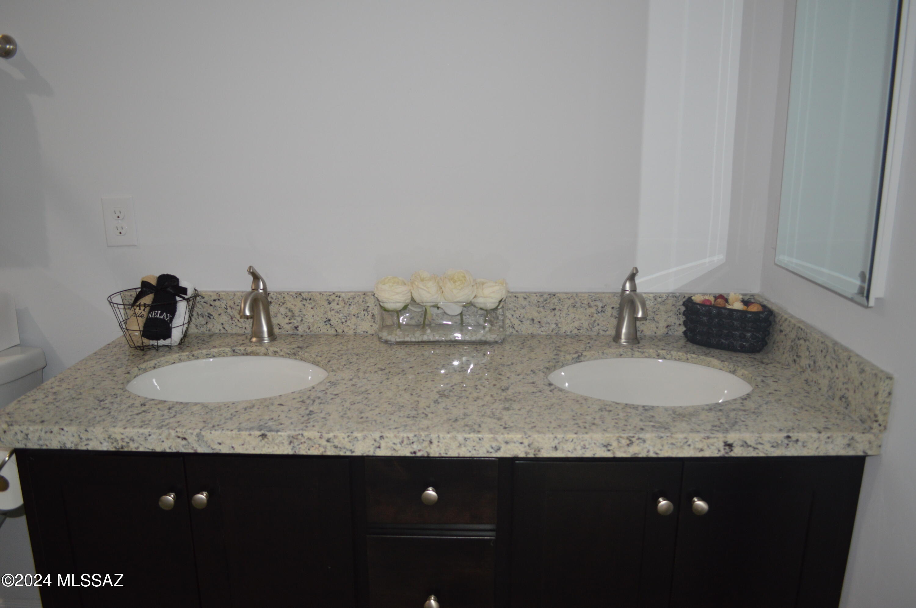 1690 Gamo Court Rio Rico, AZ 85648 - Photo 14 of 26