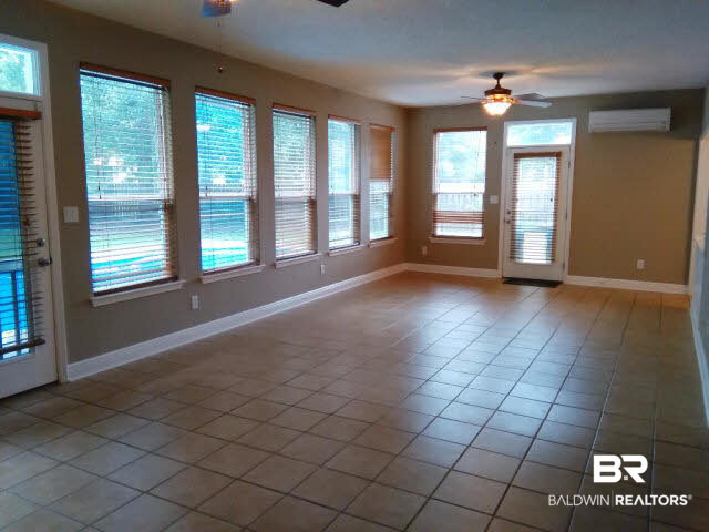 513 Sheffield Avenue Foley, AL 36535 - Photo 17 of 35 Sunroom