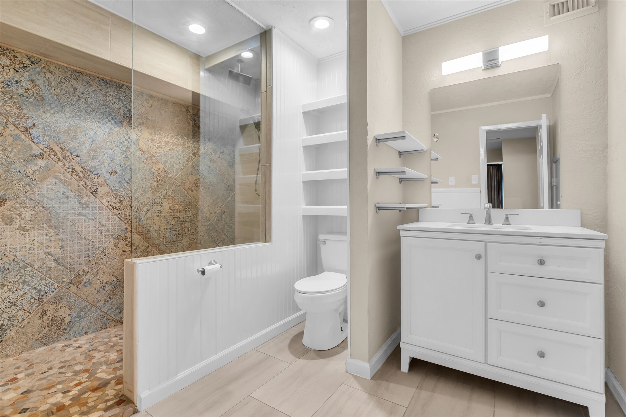 254 Point Clear Drive Conroe, TX 77304 - Photo 19 of 37