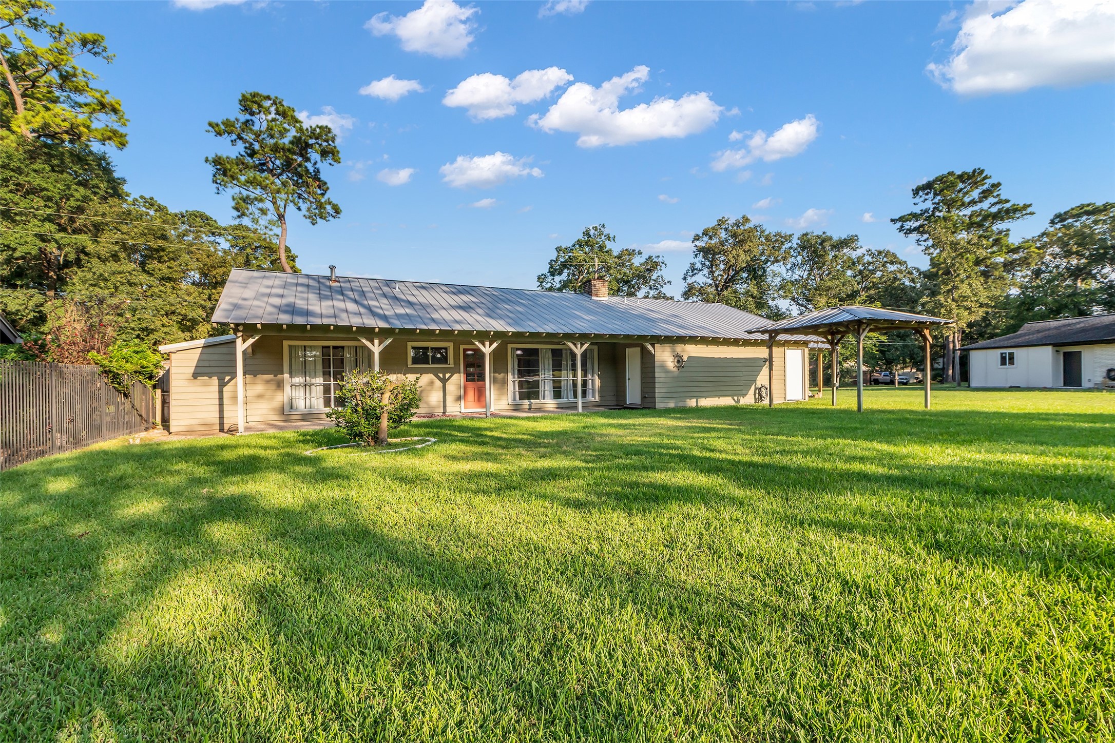 254 Point Clear Drive Conroe, TX 77304 - Photo 31 of 37