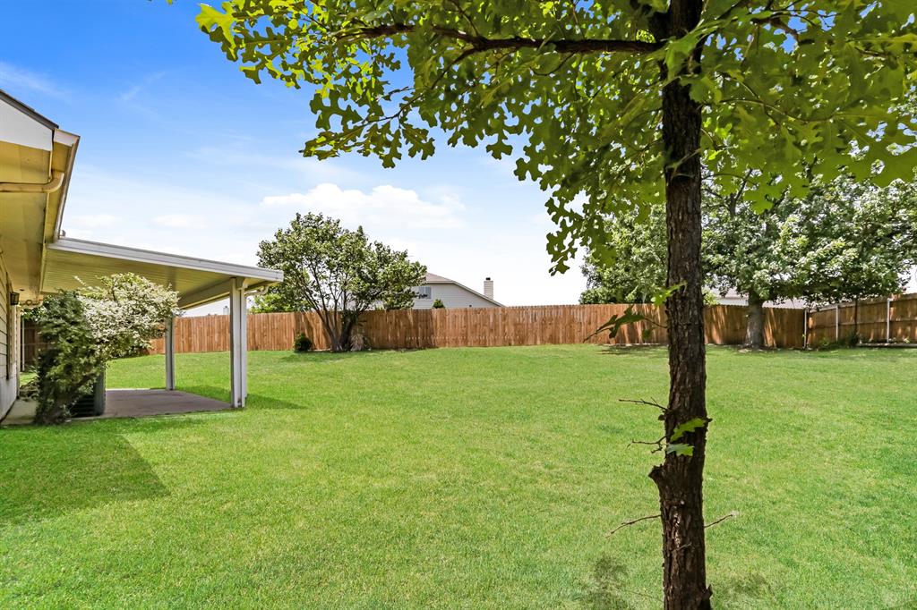 9233 Monument Court Fort Worth, TX 76244 - Photo 22 of 25