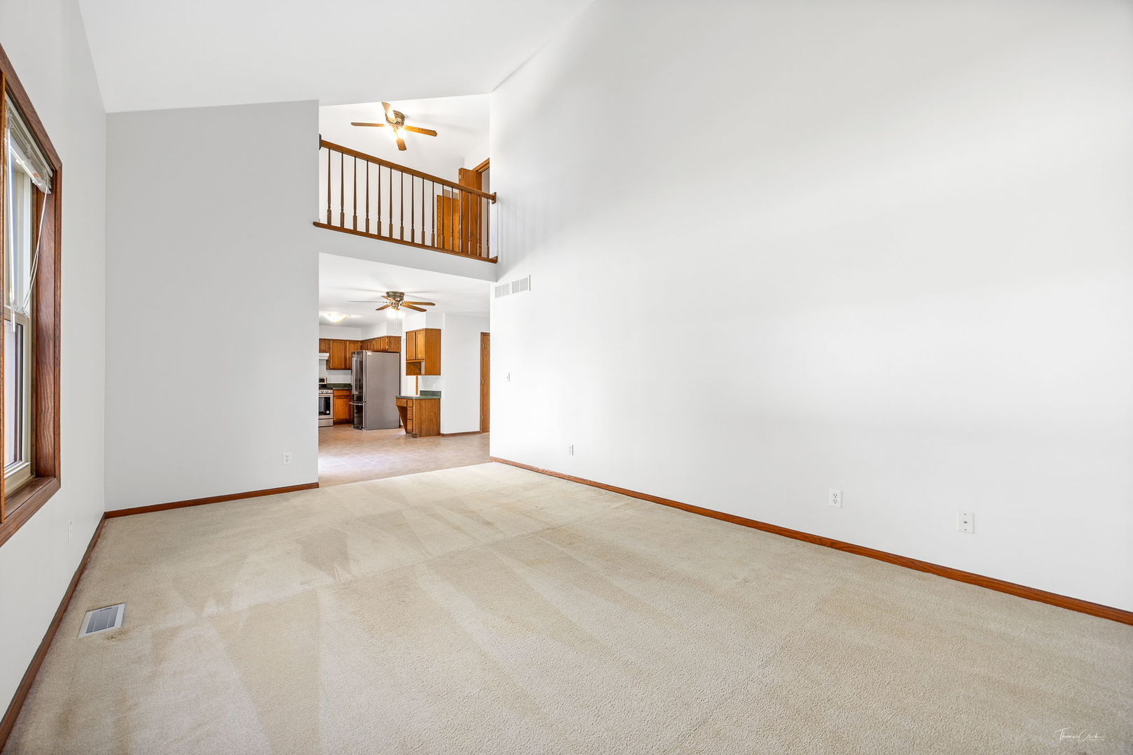 703 Avondale Lane Aurora, IL 60504 - Photo 13 of 40 a view of an empty room