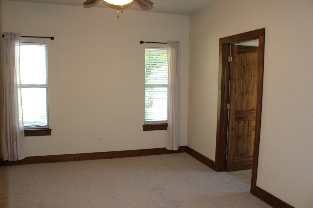 701 Bushwhack Road Kerrville, TX 78028 - Photo 18 of 31