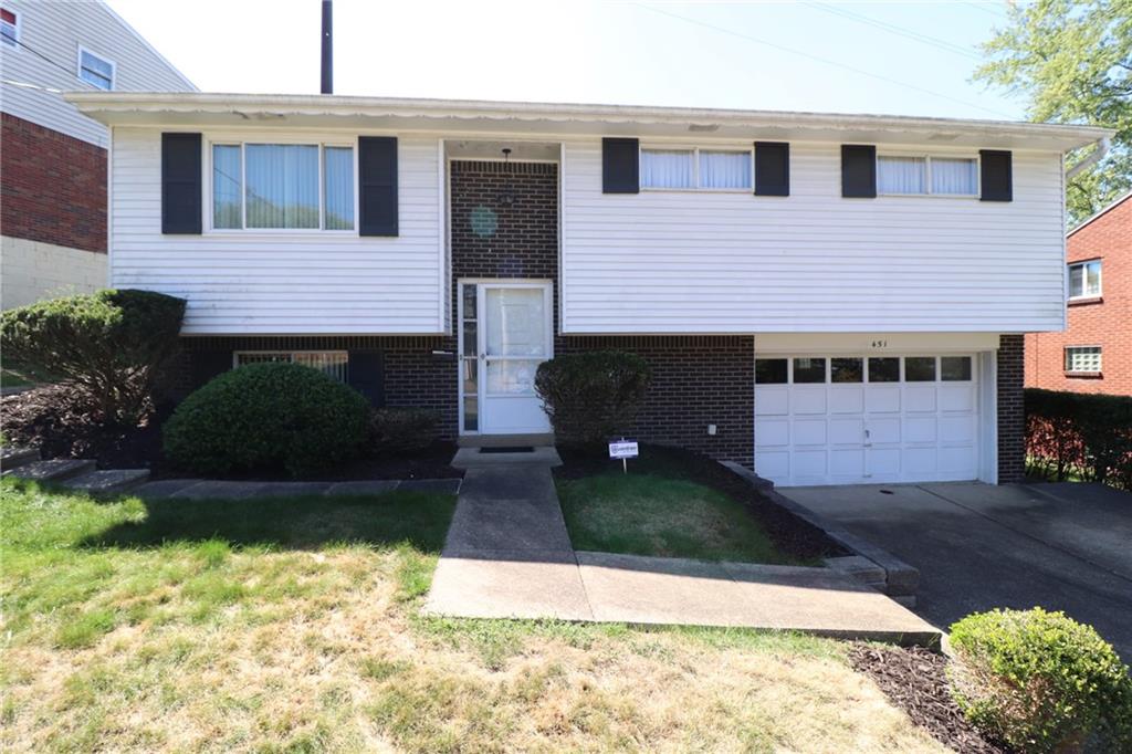 451 Grove Road Verona, PA 15147 - Photo 1 of 38 Gallery Image 1