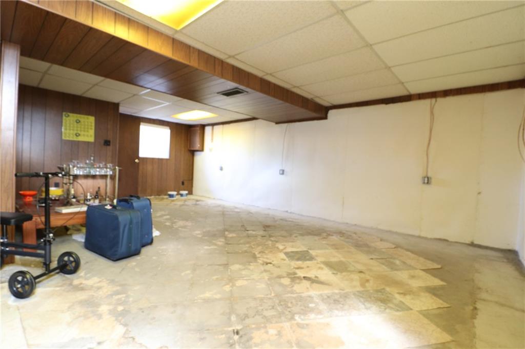 451 Grove Road Verona, PA 15147 - Photo 28 of 38 Gallery Image 28