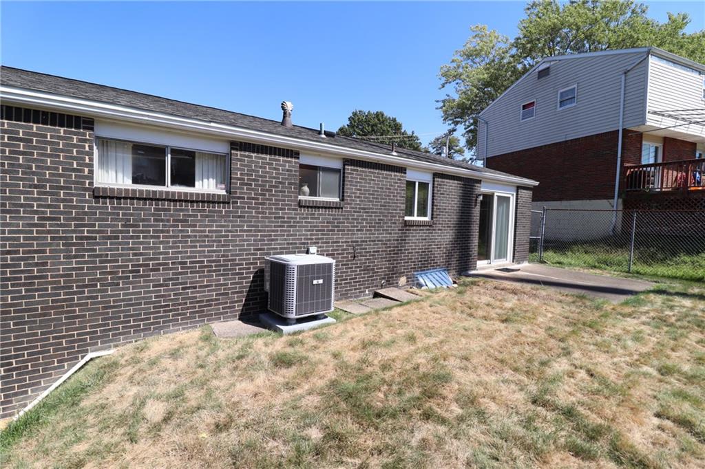 451 Grove Road Verona, PA 15147 - Photo 32 of 38 Gallery Image 32