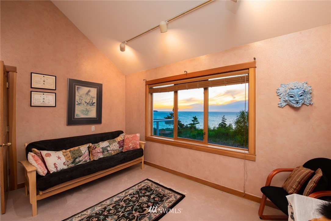 394 Haada Laas Road Port Townsend, WA 98368 - Photo 14 of 25 Gallery Image 14