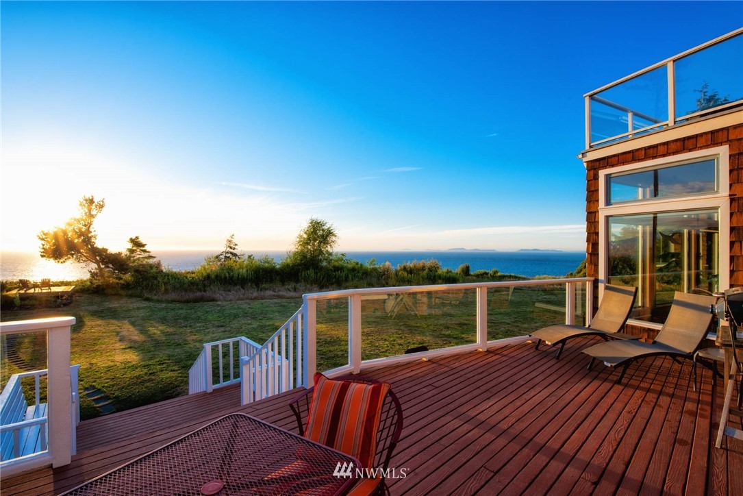 394 Haada Laas Road Port Townsend, WA 98368 - Photo 4 of 25 Gallery Image 4