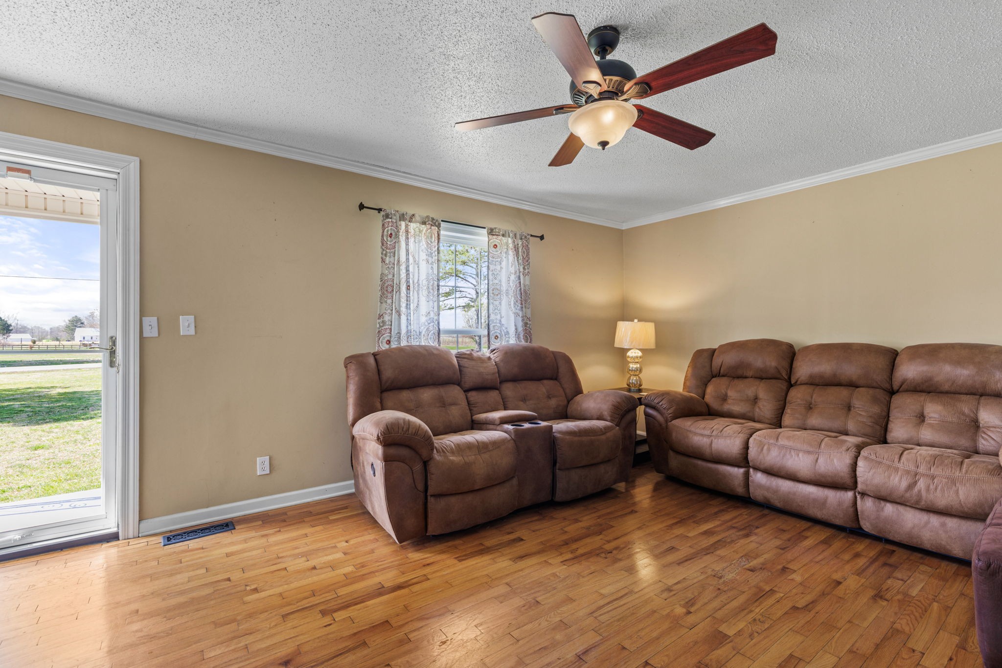 94 Dunn Road Leoma, TN 38468 - Photo 5 of 53