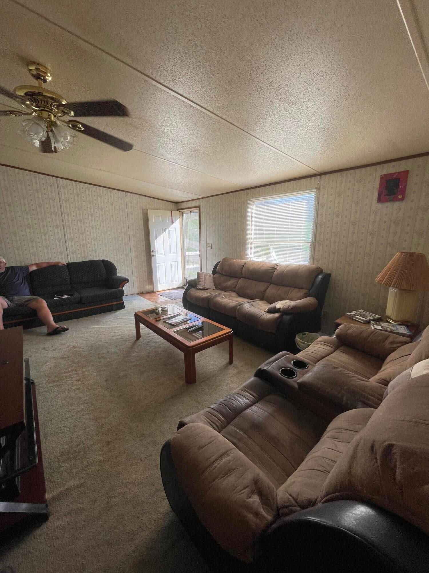 1340 Old Renick Road Renick, WV 24966 - Photo 12 of 53 Gallery Image 12
