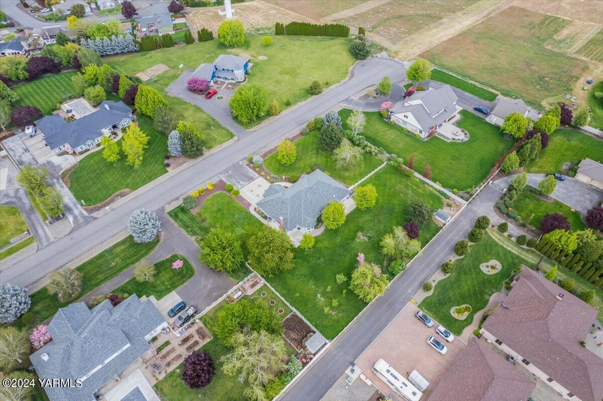 11810 West Barrett Road Yakima, WA 98908 - Photo 43 of 47 an aerial view of a