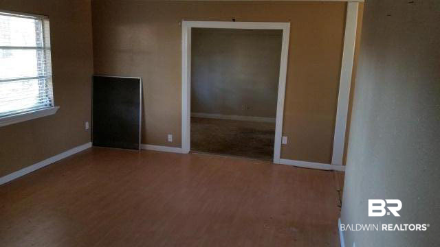 553 Hopi Street Chickasaw, AL 36611 - Photo 9 of 12