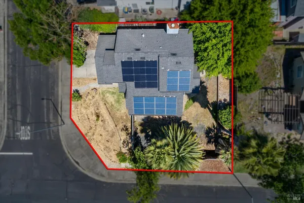 $685,000 | 7802 Country Meadow Way, Windsor, CA 95492