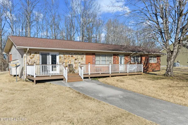 $374,900 | 815 Stephens Road, Rocky Top, TN 37769