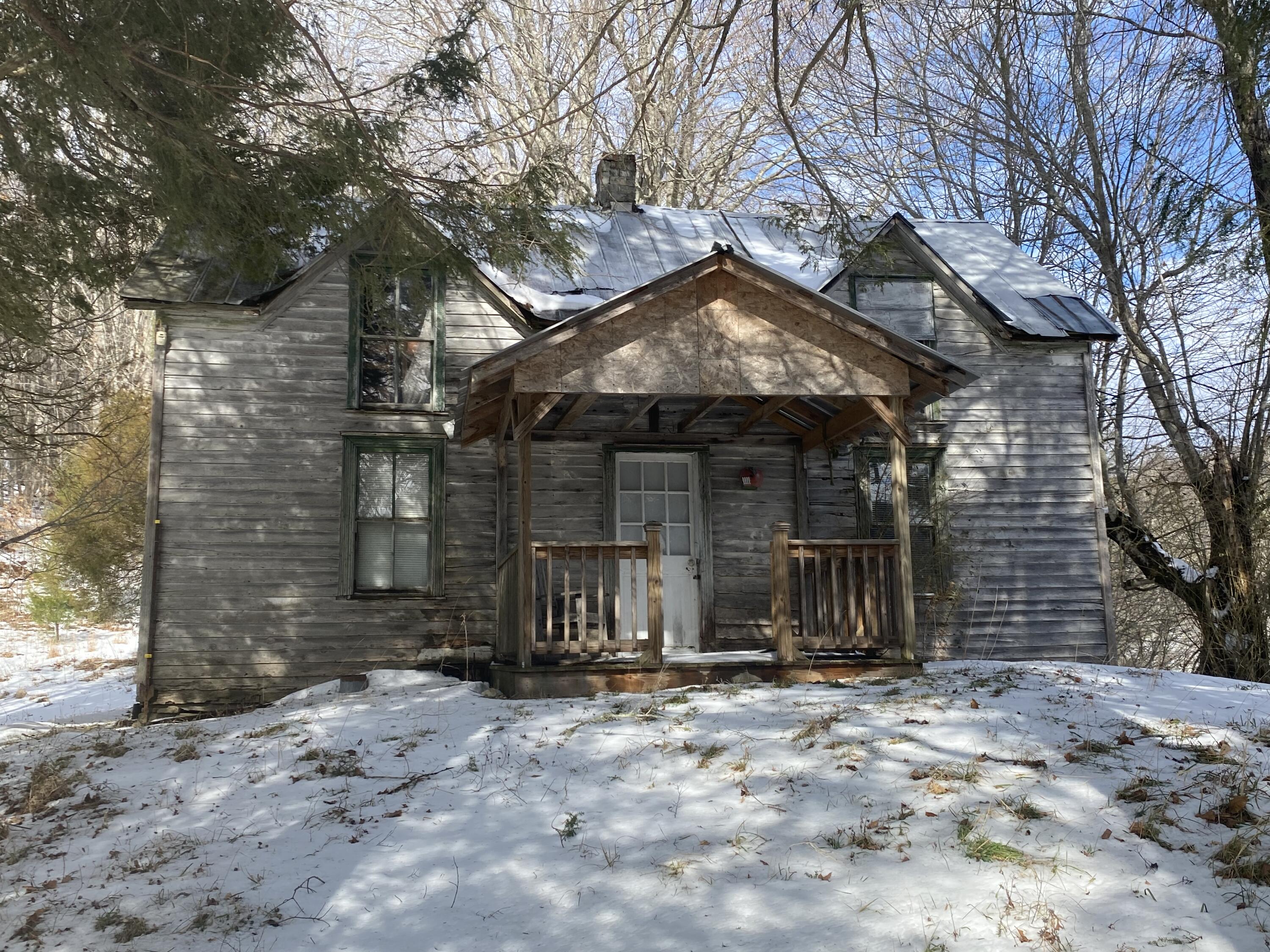 1741 Ripshin Mountain Road Roan Mountain, TN 37687 - Photo 19 of 42 94E72FEC-5107-49B7-BD35-DC55B55E2472