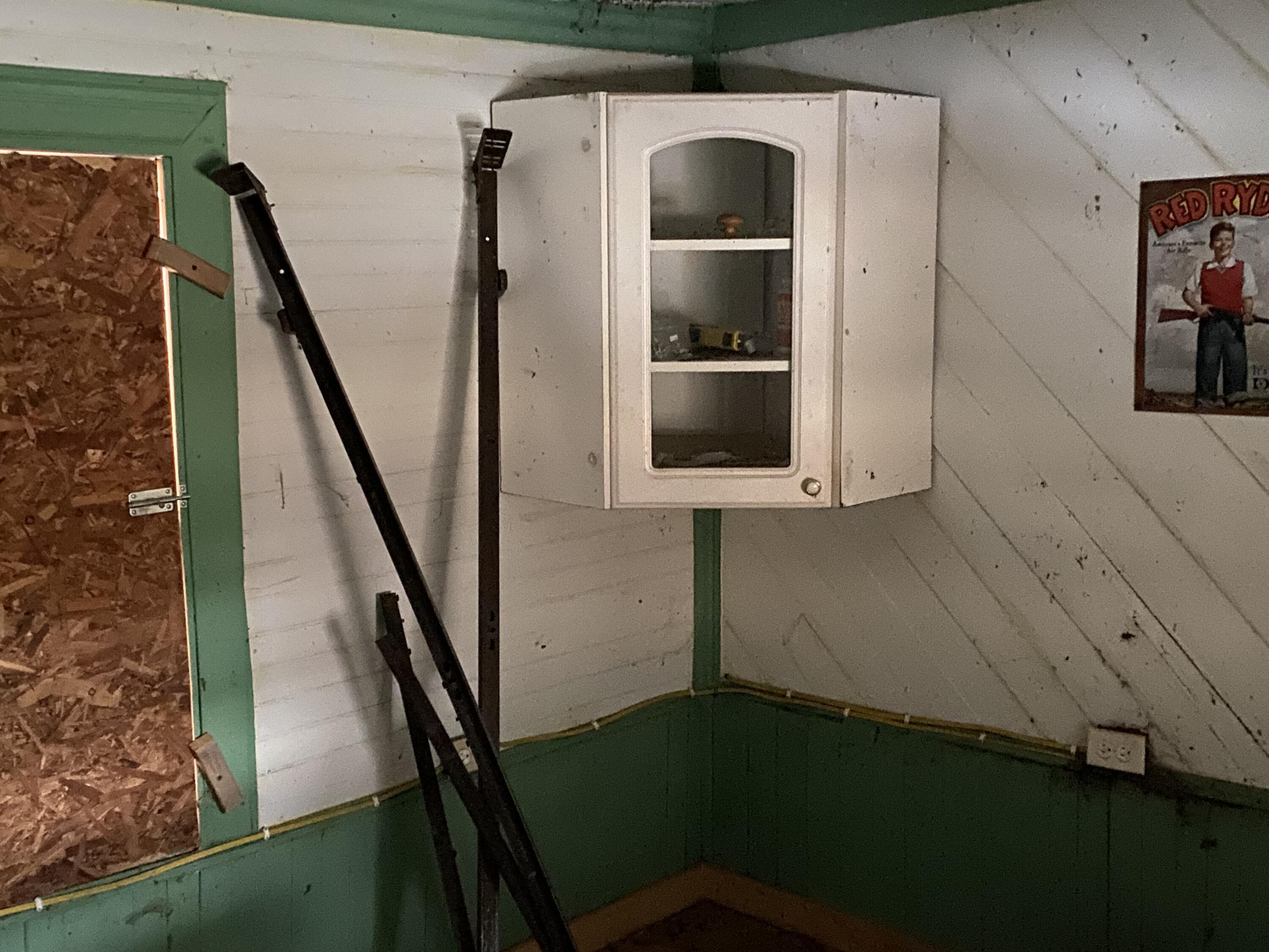 1741 Ripshin Mountain Road Roan Mountain, TN 37687 - Photo 34 of 42 F4CF37E6-7BFF-4AD0-89AC-93AAA96420FB