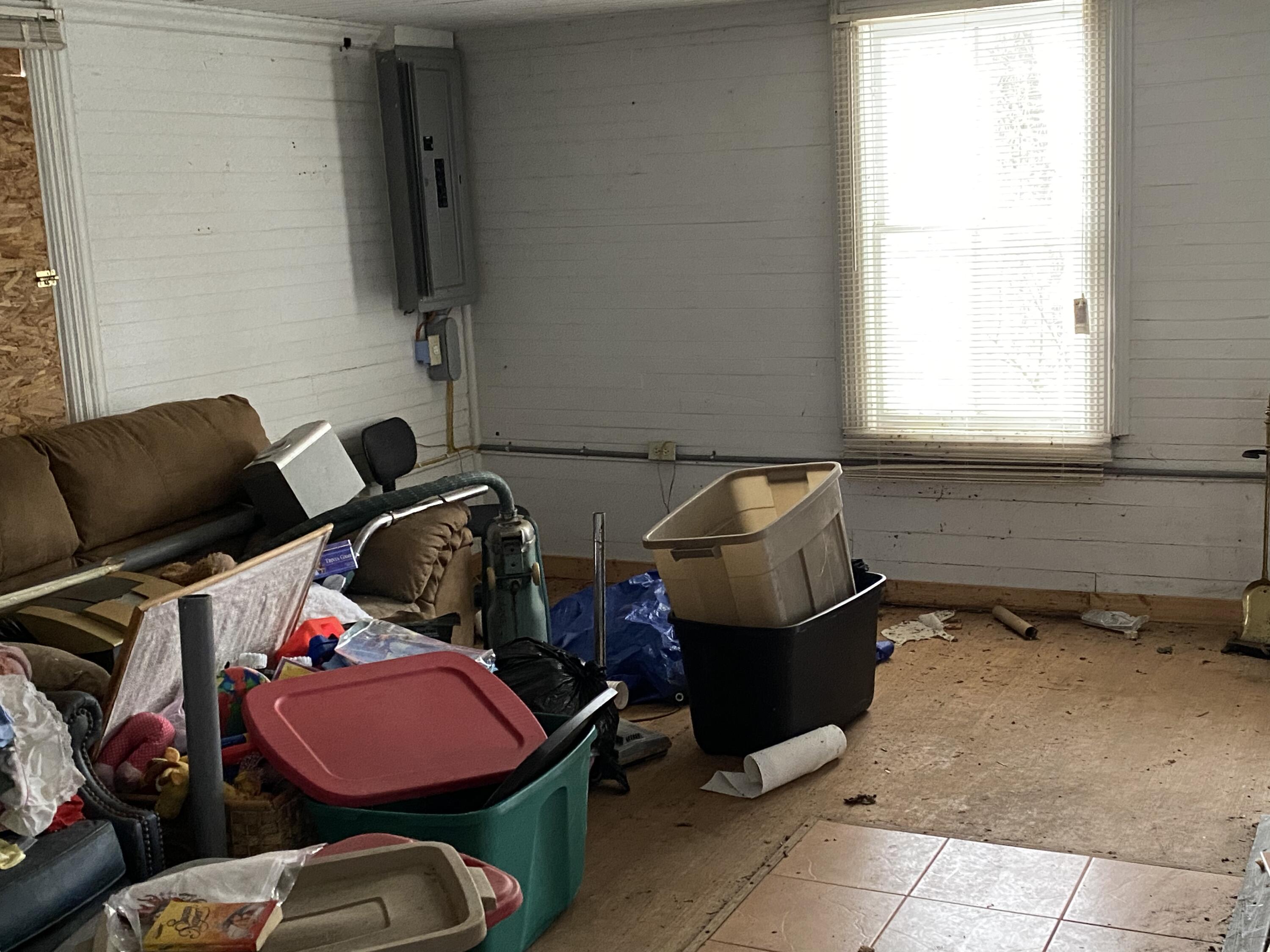 1741 Ripshin Mountain Road Roan Mountain, TN 37687 - Photo 35 of 42 0221D4B7-2CE6-4EB8-B8AC-95CDFD269392