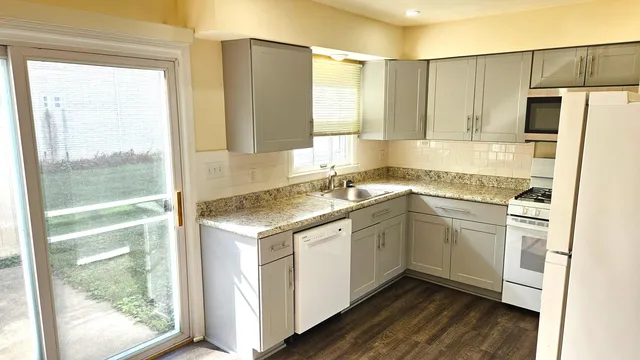 $129,900 | 4273 West Cherrywood Lane, Brown Deer, WI 53209