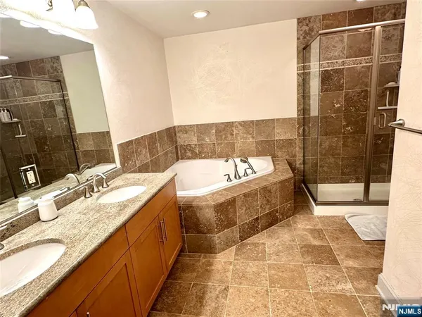 $4,800 | 2308 The Plaza, Tenafly, NJ 07670