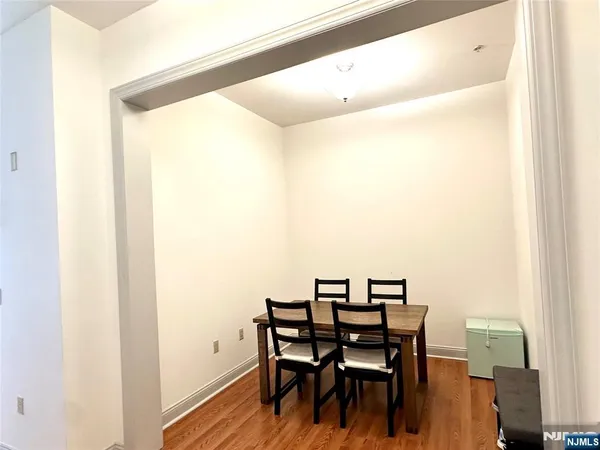 $4,800 | 2308 The Plaza, Tenafly, NJ 07670