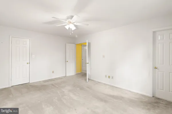 $825,000 | 5613 Doolittle Street, Burke, VA 22015