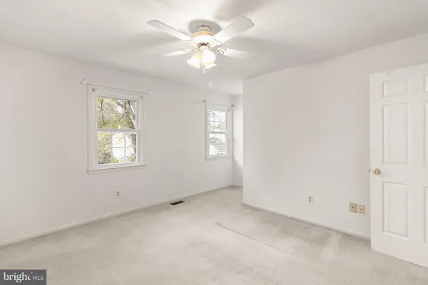 $825,000 | 5613 Doolittle Street, Burke, VA 22015