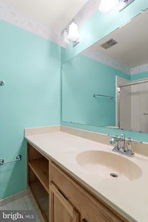 $825,000 | 5613 Doolittle Street, Burke, VA 22015