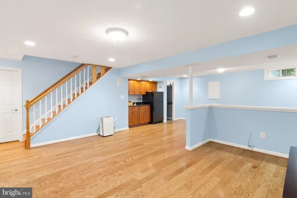 $825,000 | 5613 Doolittle Street, Burke, VA 22015