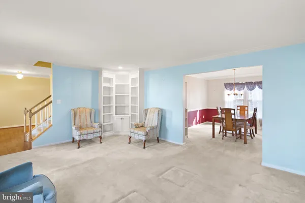 $825,000 | 5613 Doolittle Street, Burke, VA 22015