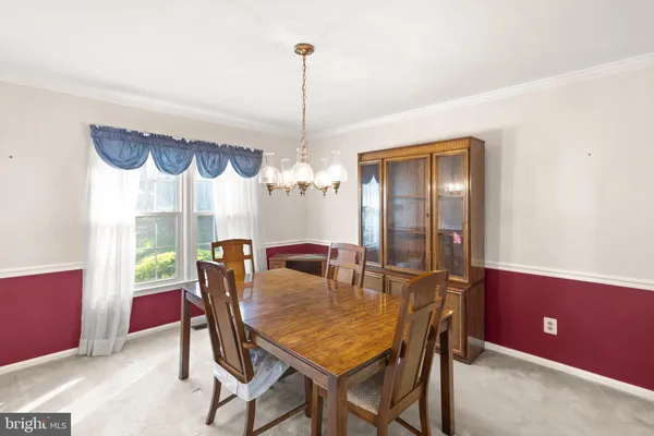 $825,000 | 5613 Doolittle Street, Burke, VA 22015