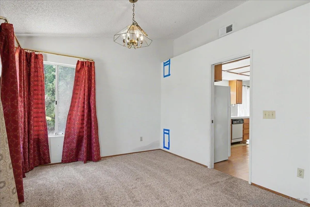 1555 Del Mar Road Oceanside, CA 92057 - Photo 8 of 32