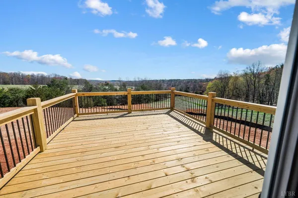 $389,900 | 10606 Leesville Road, Lynch Station, VA 24571