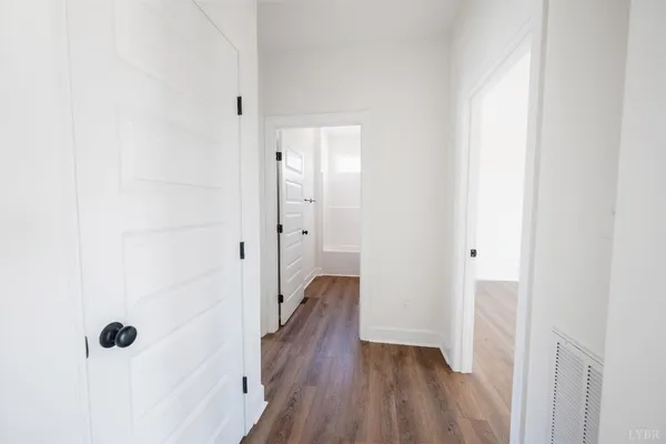 $389,900 | 10606 Leesville Road, Lynch Station, VA 24571