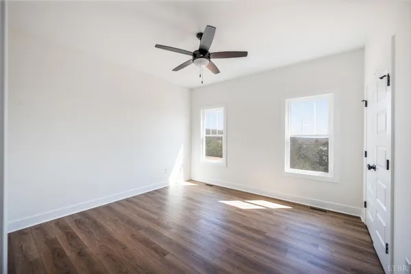 $389,900 | 10606 Leesville Road, Lynch Station, VA 24571