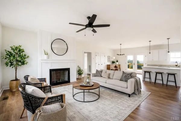 $389,900 | 10606 Leesville Road, Lynch Station, VA 24571