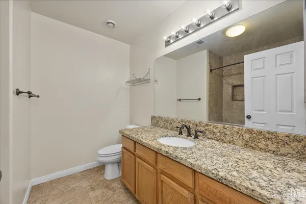 $425,000 | Undisclosed Address, Bakersfield, CA 93306