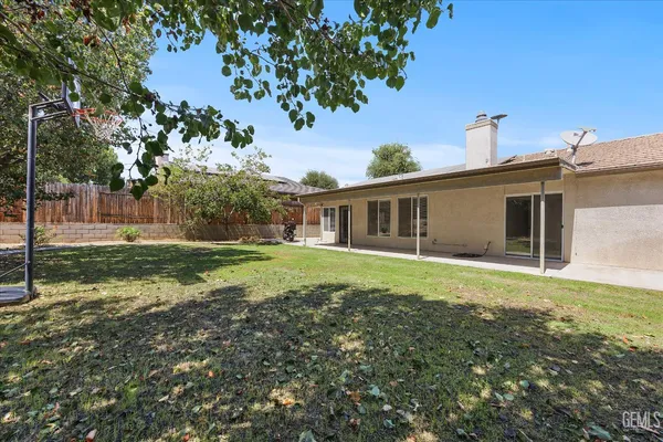 $425,000 | Undisclosed Address, Bakersfield, CA 93306
