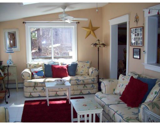 147 R Highland Street Hamilton, MA 01982 - Photo 1 of 5 Gallery Image 1