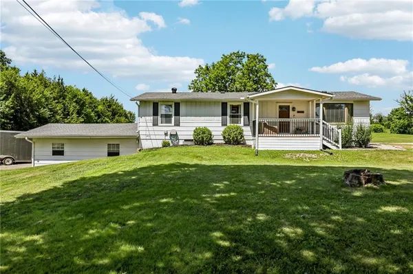 $379,000 | 18420 South Renner Road, Olathe, KS 66062