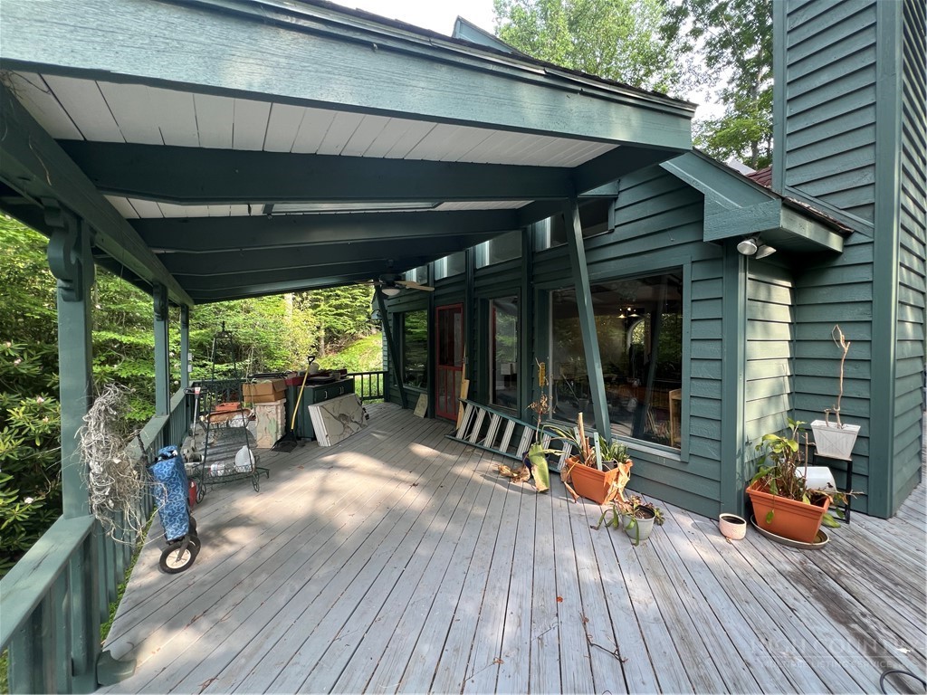 187 Little Creekside Road Banner Elk, NC 28604 - Photo 24 of 31