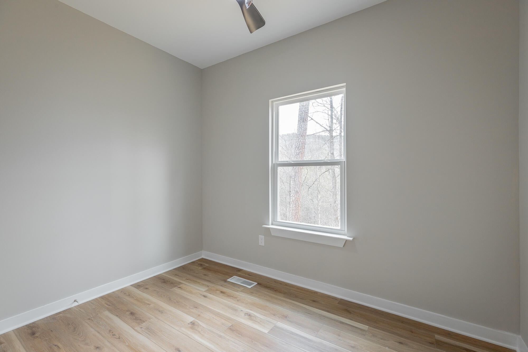 77 Pineway Circle Wildwood, GA 30757 - Photo 31 of 52 an empty room with a window