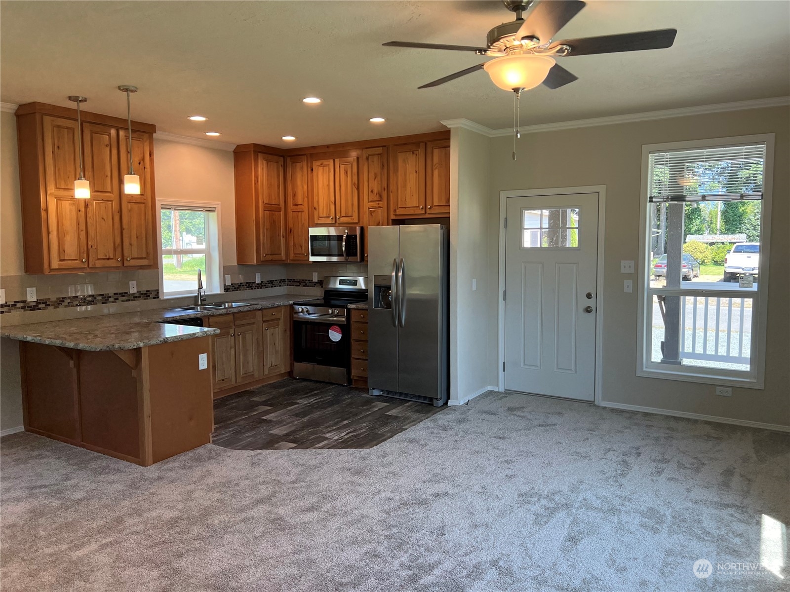 24892 Minkler Road, Unit 10 Sedro-Woolley, WA 98284 - Photo 2 of 16 Gallery Image 2