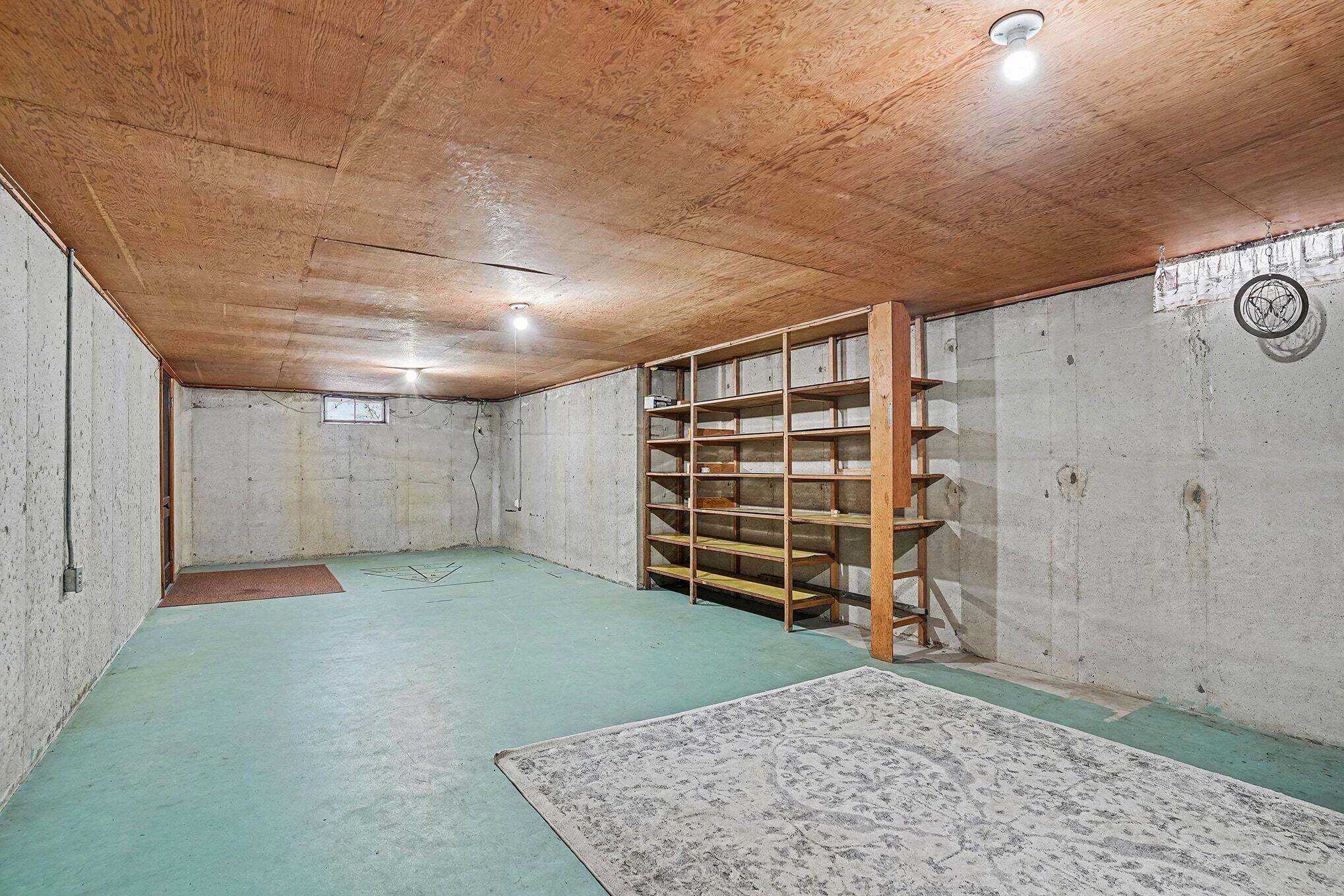 7531 State Road Coopersville, MI 49404 - Photo 21 of 28 Basement