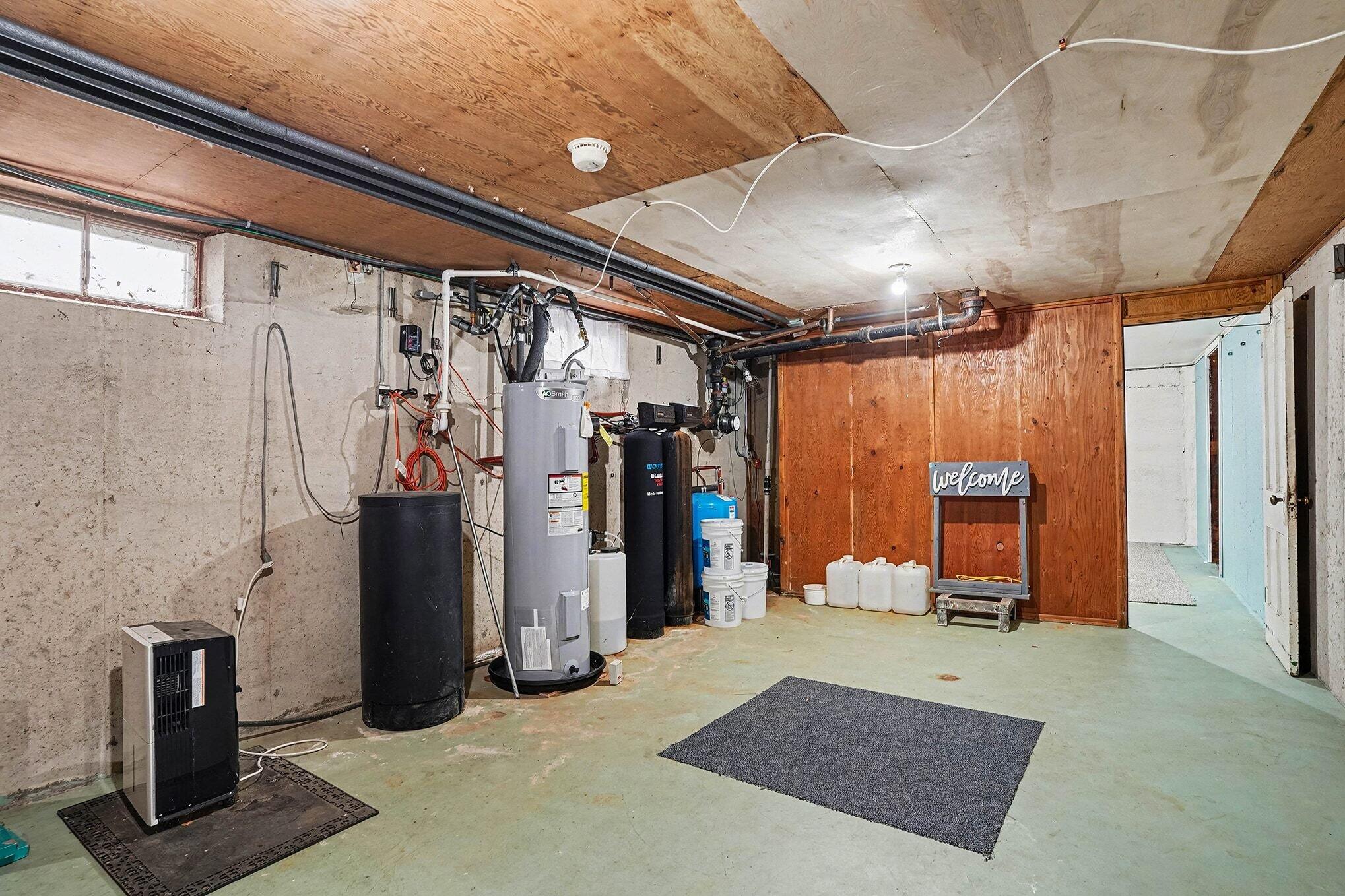 7531 State Road Coopersville, MI 49404 - Photo 23 of 28 Basement